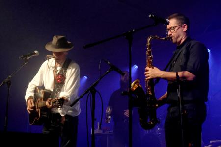 CERKNIŠKA NOČ KONCERT VLADO KRESLIN IN MALI BOGOVI 29 FOTO LJUBO VUKELIČ